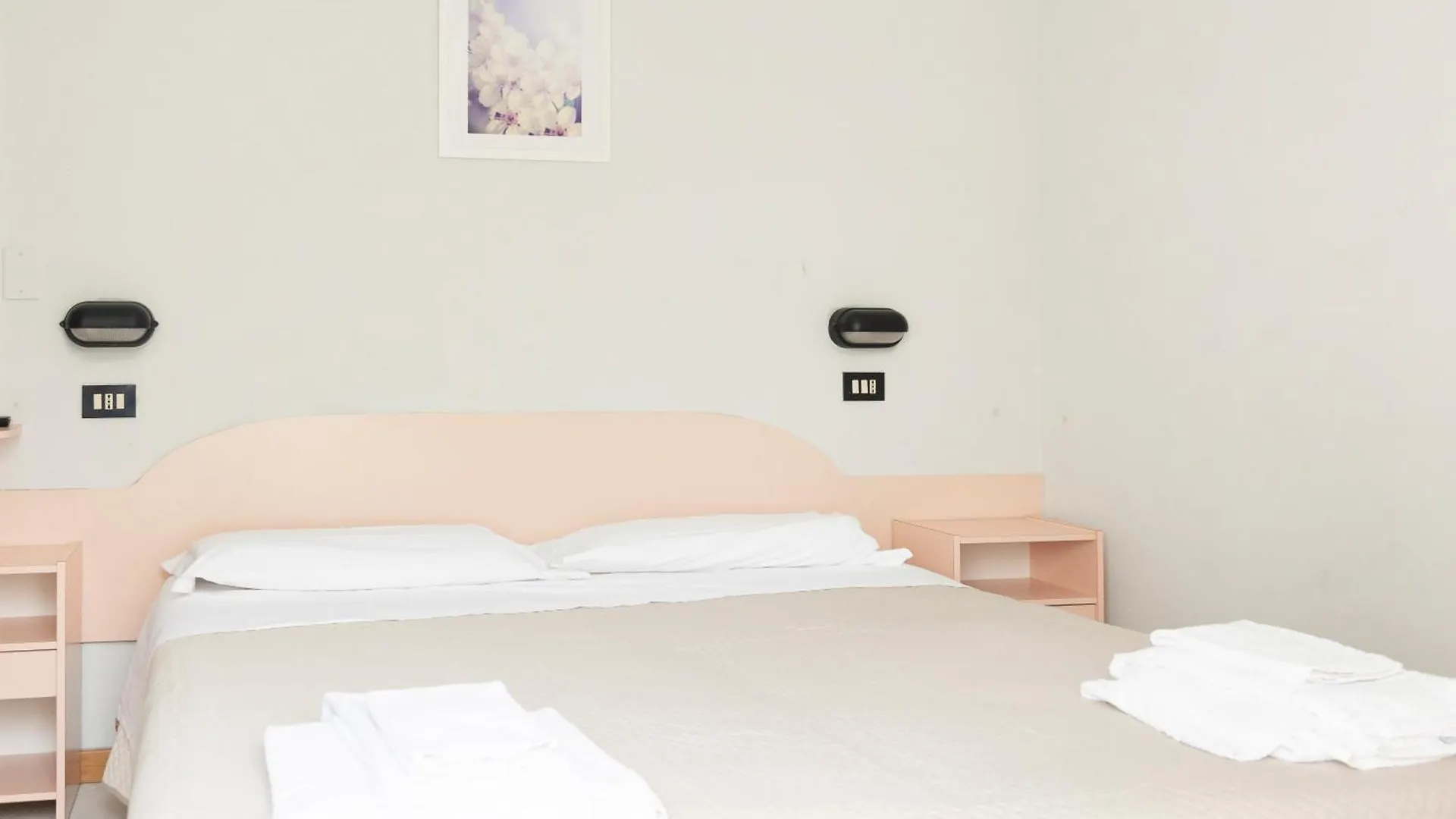 Hotel Laura Beach Rimini Italie