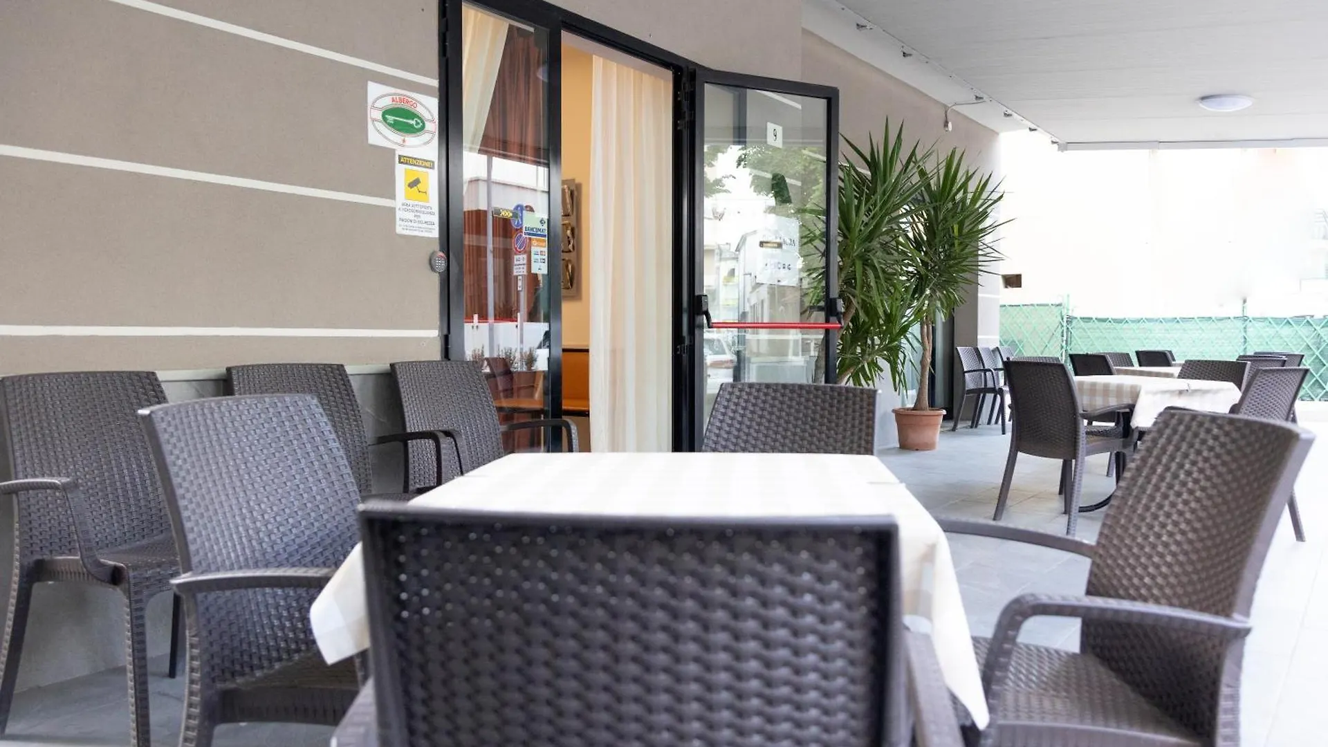 Hotel Laura Beach Rimini Italie